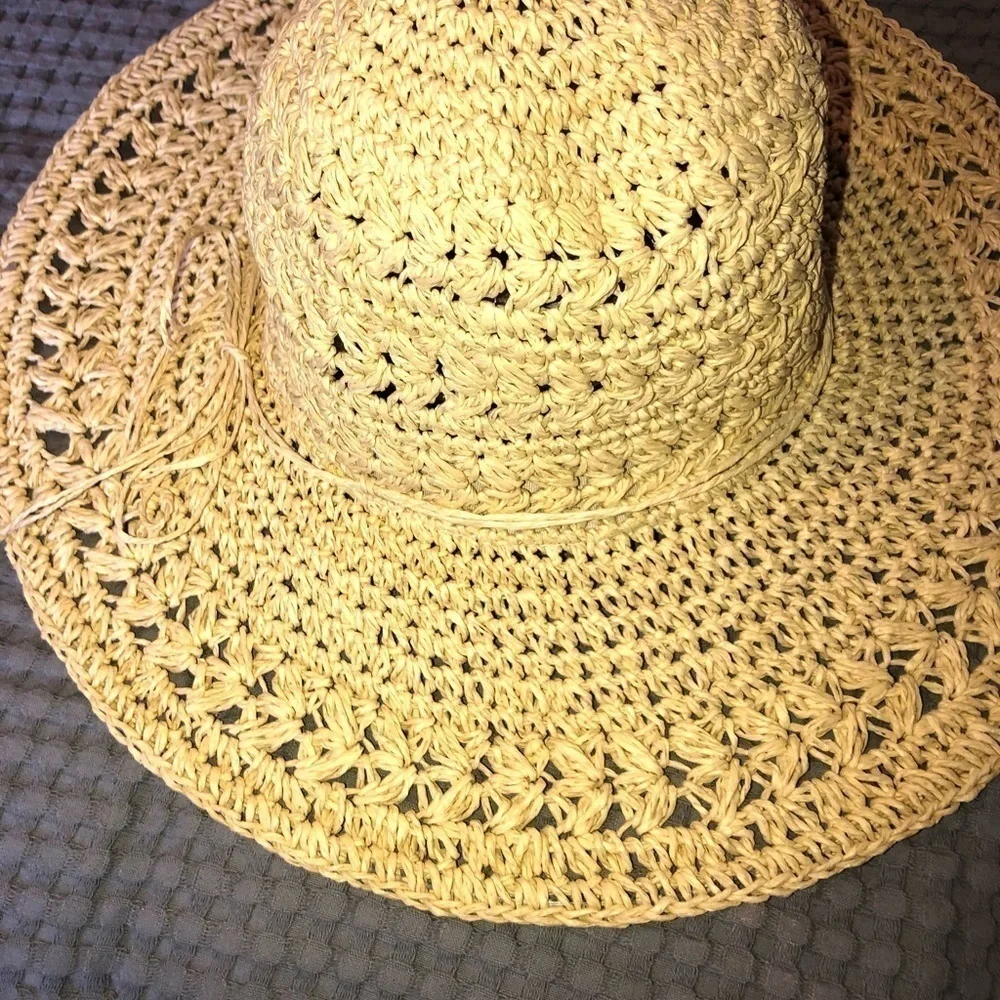 Scala Collection floppy Crochet Hat